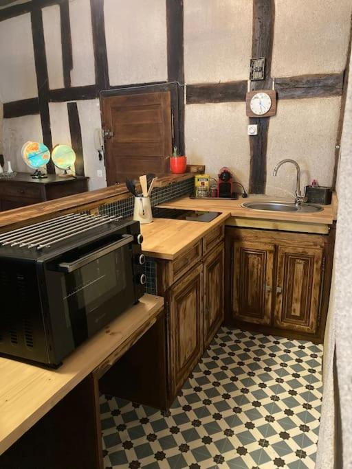 Appartement Centre Historique Quartier Cathedrale بورج المظهر الخارجي الصورة